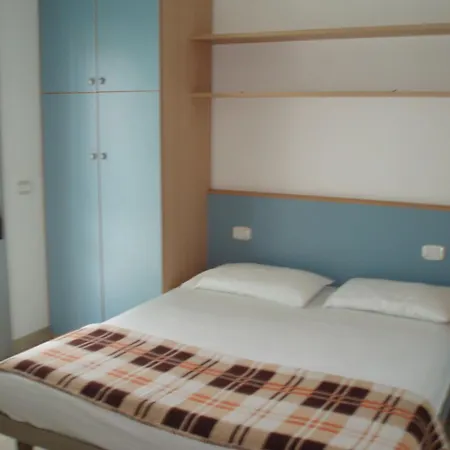 Argonauti Apartament *